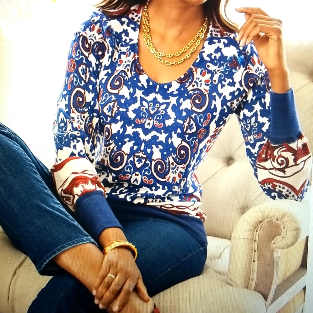 NWT: Talbots Soft Merino V-Neck Sweater - Medallion Print